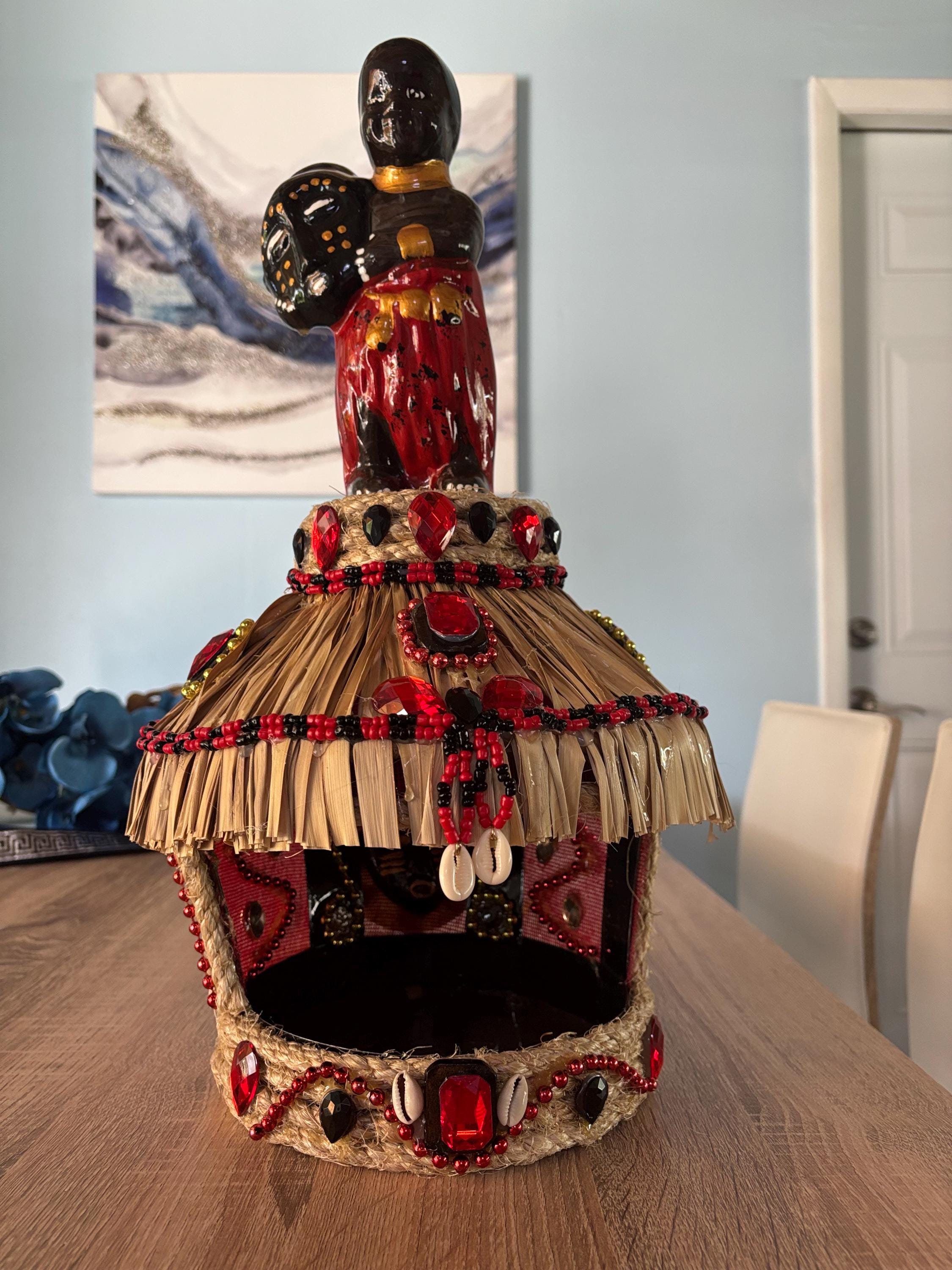 Casita de  Eleggua with Guano Details