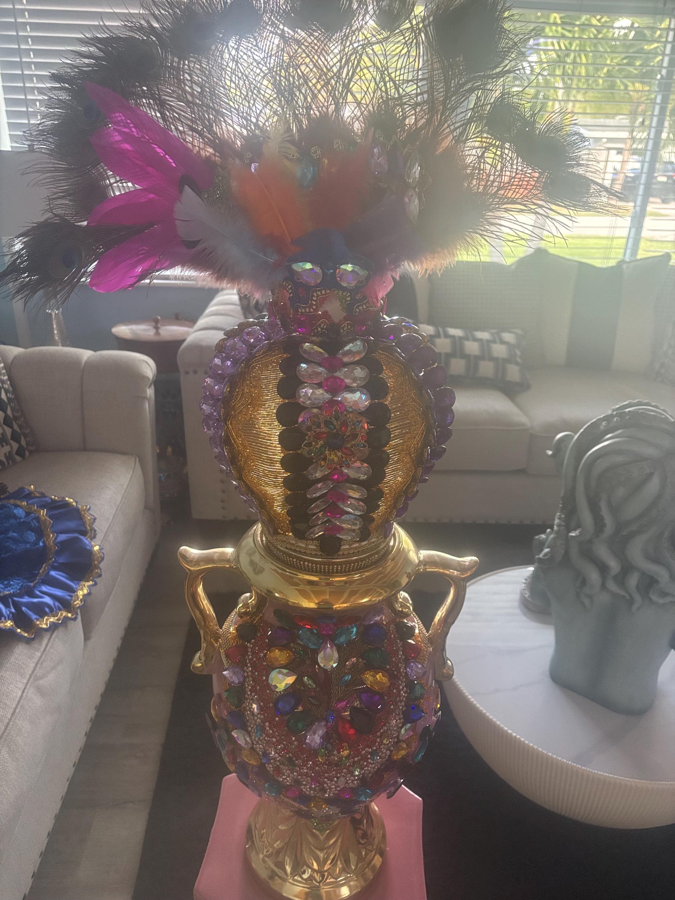 Set  sopera Pedestal y corona de oya