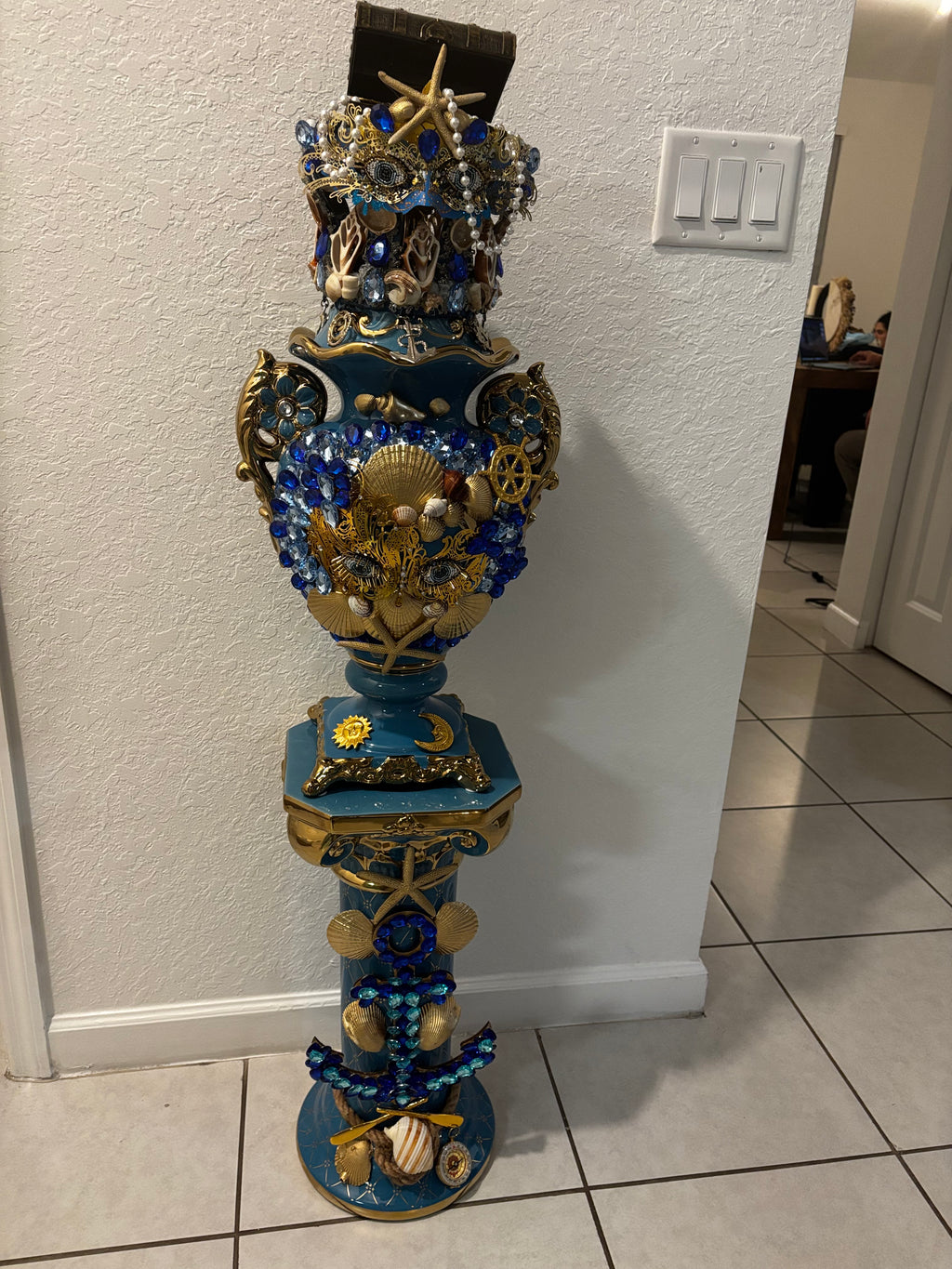 Set de yemaya  corona sopera  con pedestal