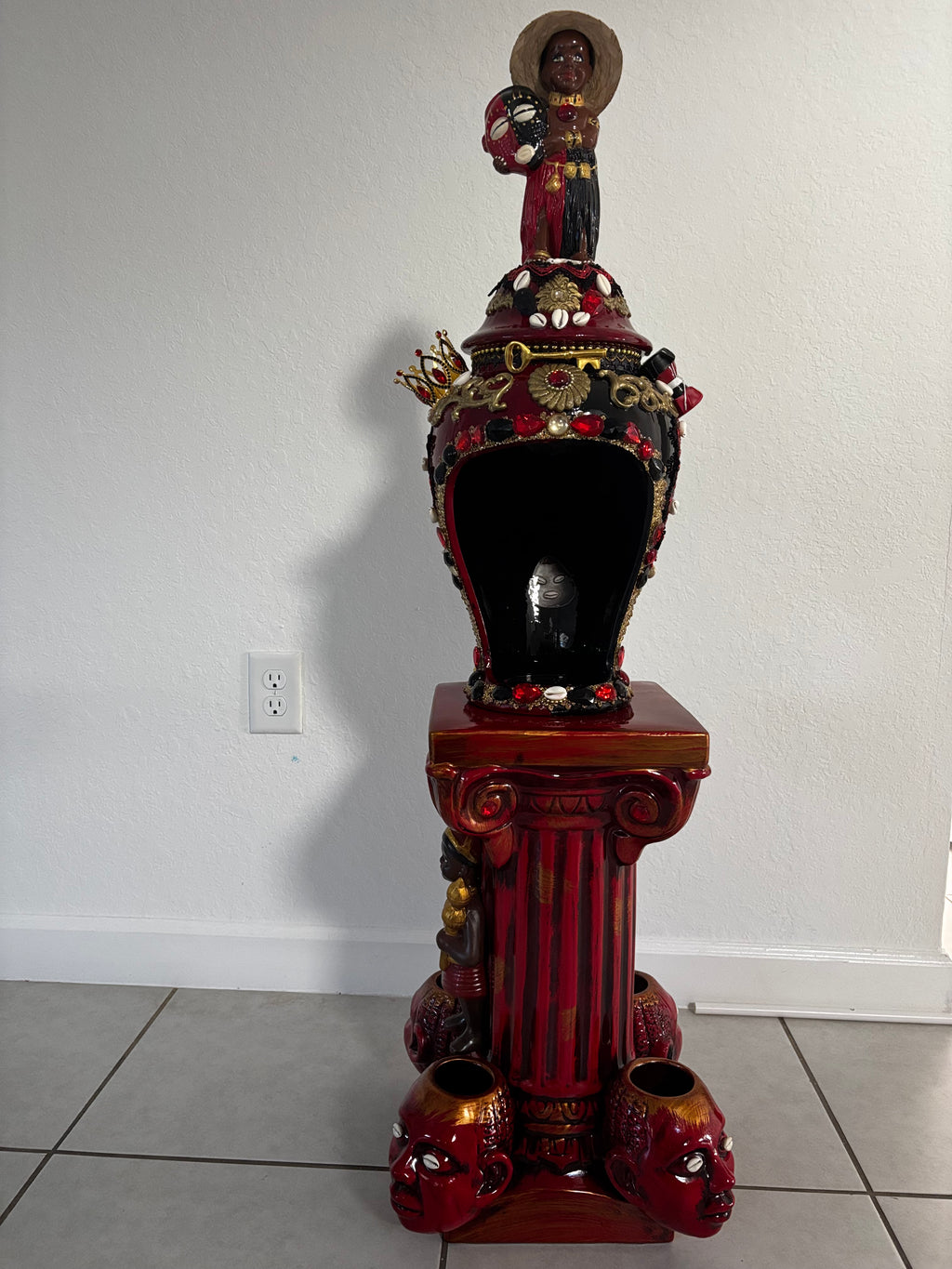 casita y pedestal de eleggua