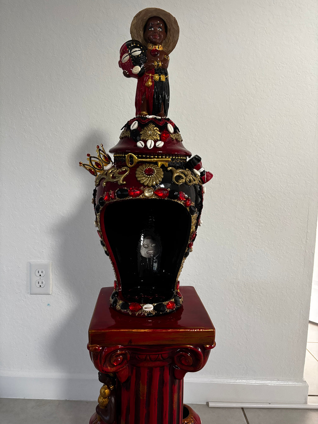 casita y pedestal de eleggua